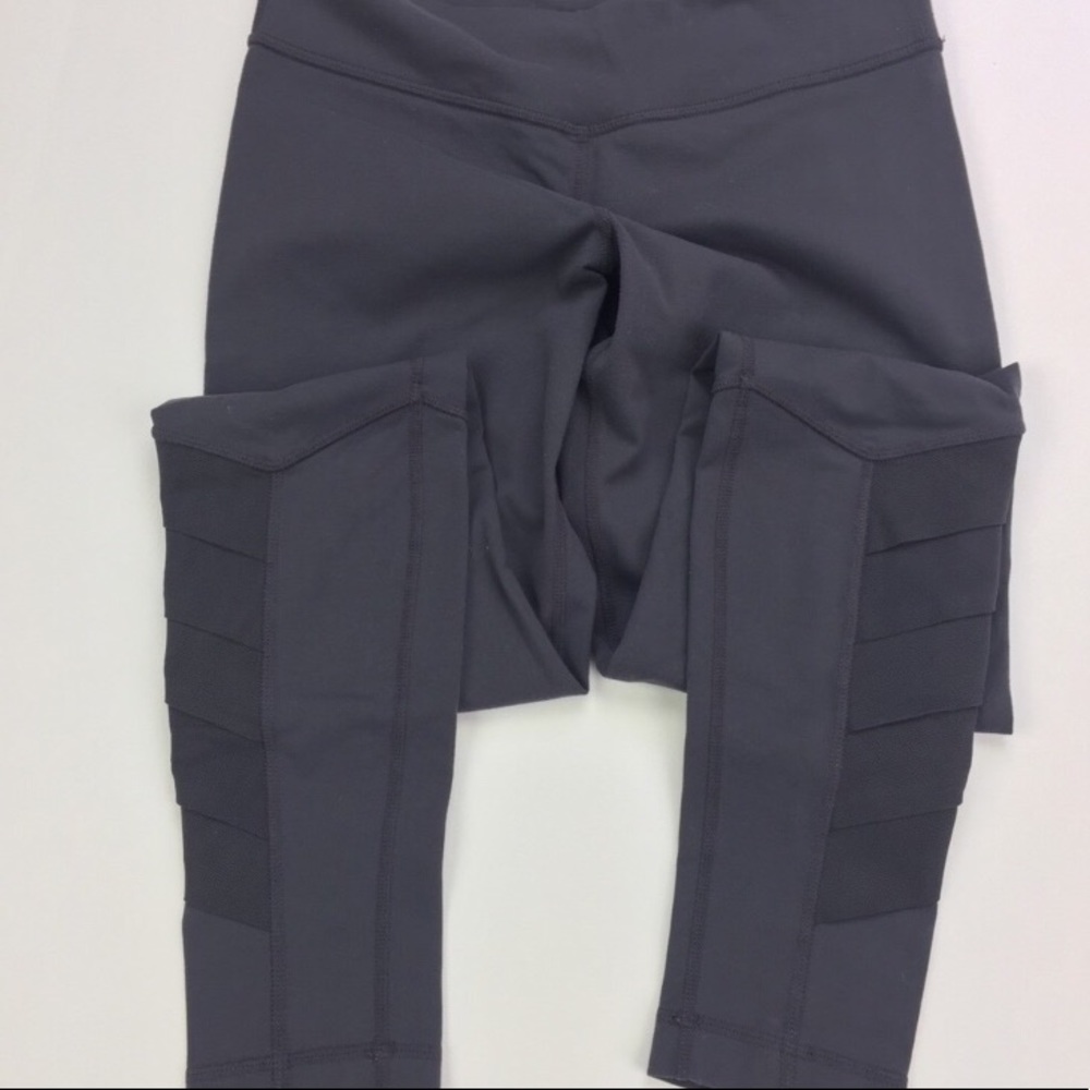 Lululemon Repetition pants in gray color size 6 - Picture 5 of 7